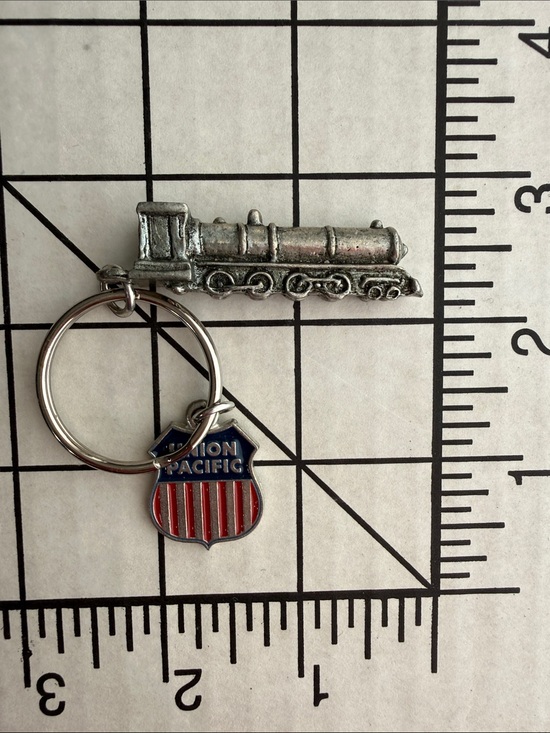 Union Pacific Railroad Steam Locomotive Keychain Pewter Tone Train & Shield Logo